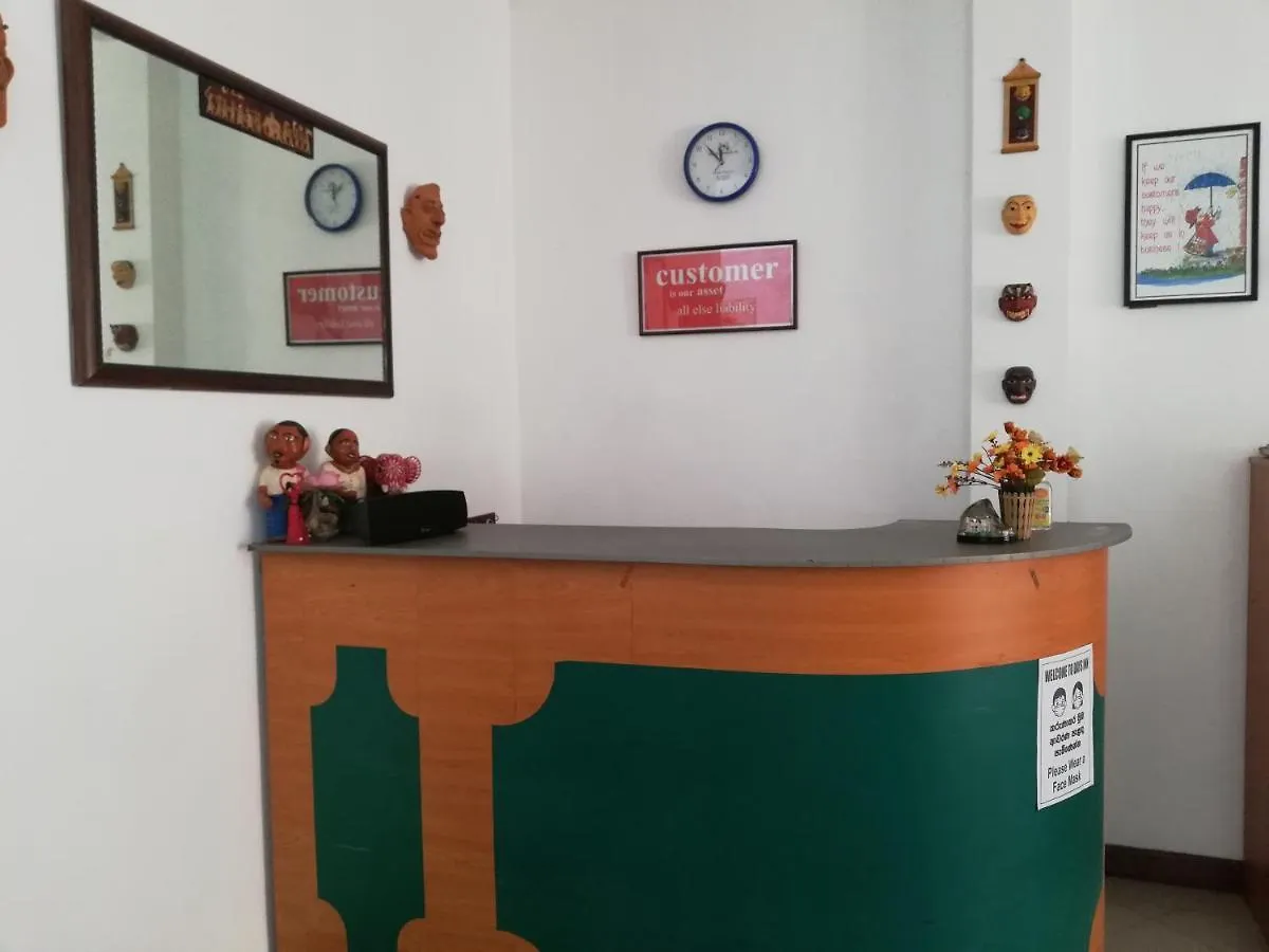 Days Inn B/B Kandy 0*,