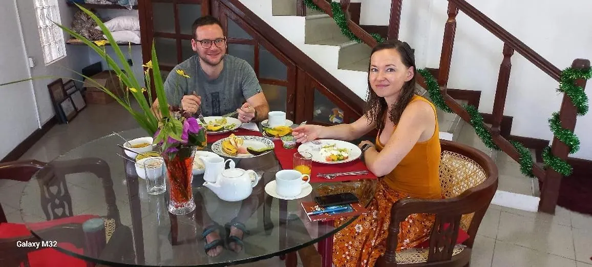Guest house Days Inn B/B Kandy Sri Lanka